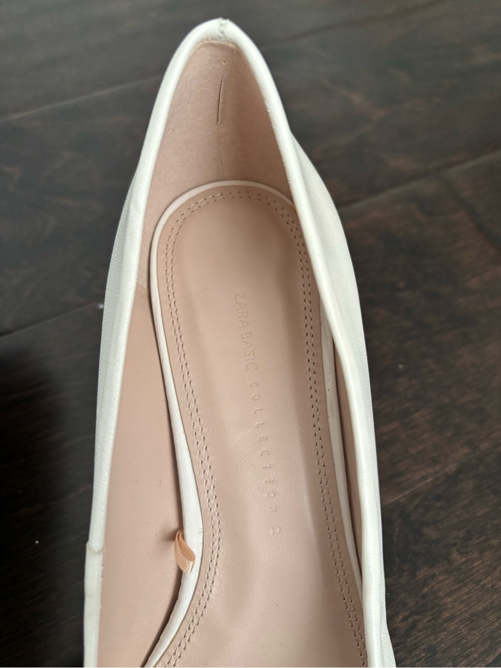 Zara Pointed-Toe Heels in White - Picture 6 of 8